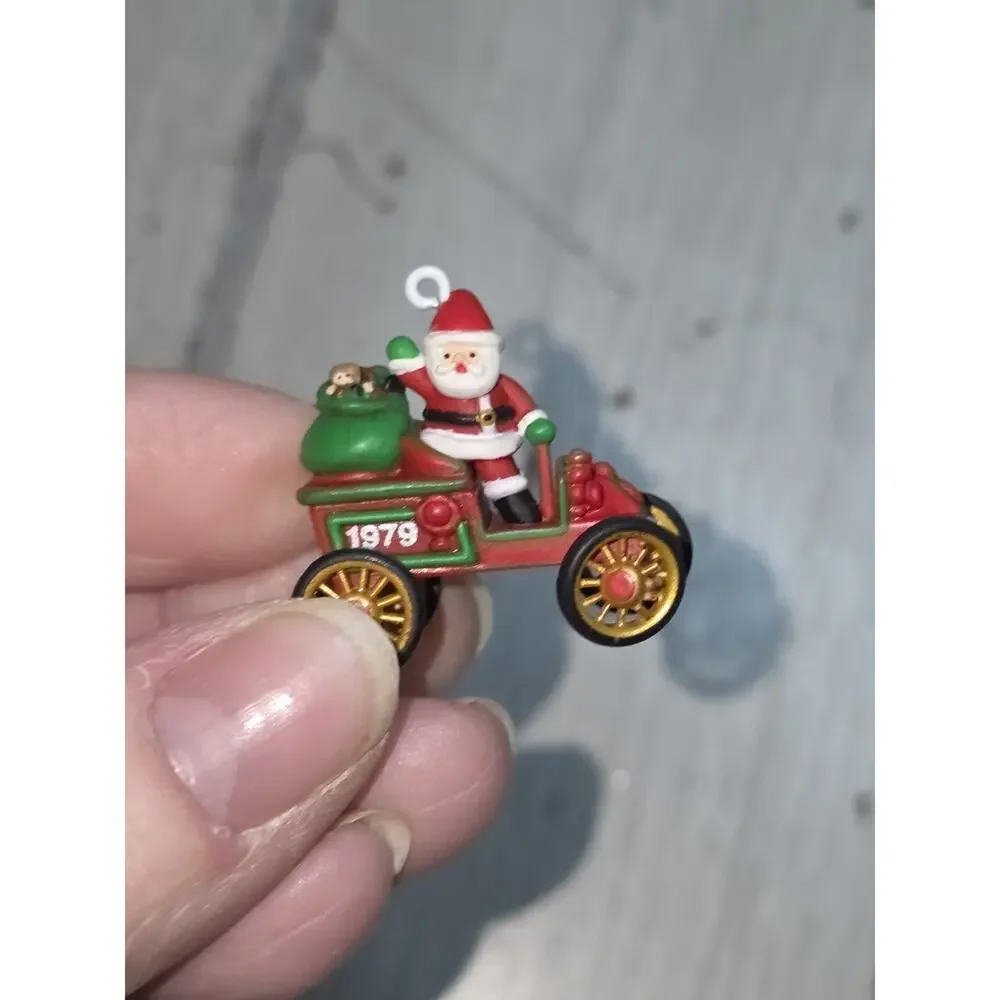Vtg 2003 Here Comes Santa Miniature-Motorcar,Caboose Golf Cart Hallmark Ornament